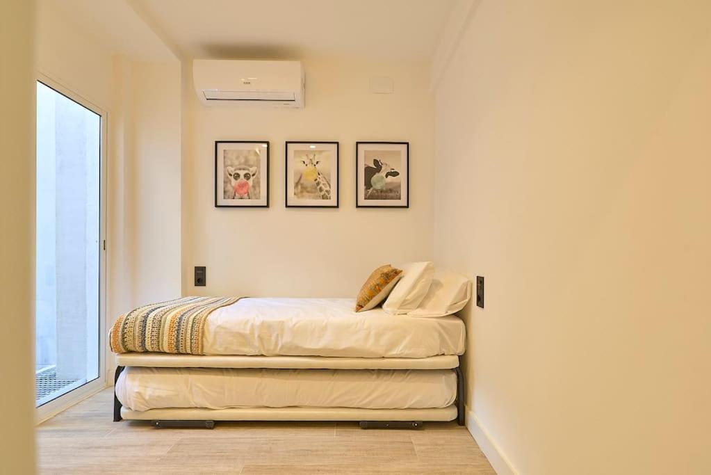 Cabanyal Boutique Beach House Valence Extérieur photo